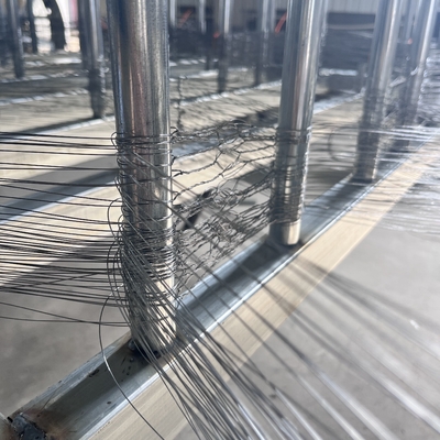 Op maat gemaakte tankdraadmaas Net Anti Tank Track Wrapping Wire Mesh Verminder tank mobiliteit