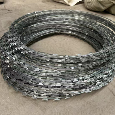Gegalvaniseerde Concertina Razor Wire Cross Coil Double Loops