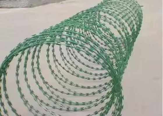 Single Coil Concertina Razor prikkeldraad prikkeldraad donkergroen van geverfd ijzer