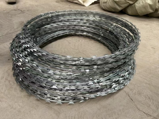 Anping High Quality Razor Barbed Wire Dubbele Concertina Razor Wire Factory