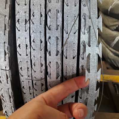 Anti-oproer Razor Tape Draad Barrier BTO 28 Te koop