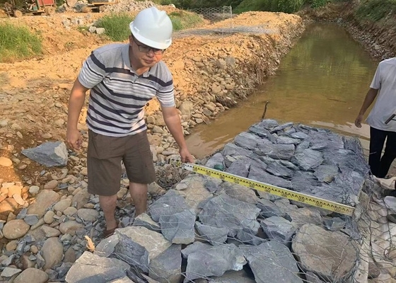 Gegalvaniseerde 2x1x1m Gabion draadnetbox 80x100mm Hexagonaal