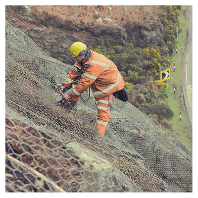SNS gegalvaniseerde zware steenval net passieve bescherming Gabion mesh hek met draad touw