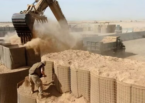 Gegalvaniseerde defensieve barrière Galfan gelast Gabion bekleed Geotextiel doek Voor overstromingsbestrijding