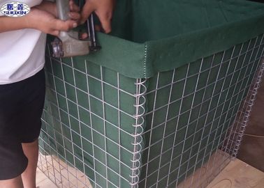 De hete Ondergedompelde Gegalvaniseerde Militaire Gabion-barrière van Dooshesco, de Behoudende Muur van het Draadnetwerk
