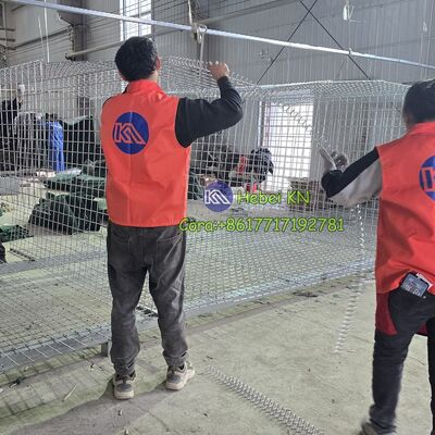 KN Warm gedompeld gegalvaniseerd gelast Gabion Doos Met Concurrerende Hesco Barrier Prijs