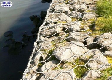 Pvc bedekte Steen Gevulde Gabions, de Kooien van Gabion van de Steen Behoudende Muur met een laag