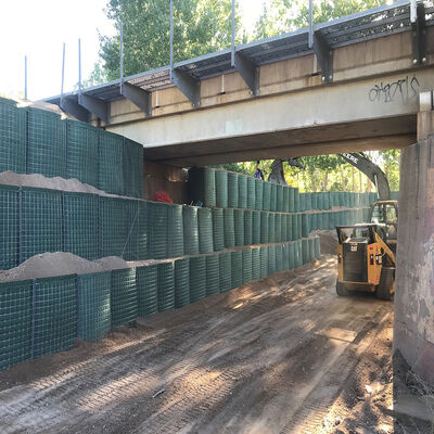 MIL1 1.37m Hoge Gelaste Gabion Hesco Barrière voor Eigendomsbescherming Keermuur