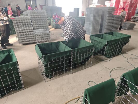 Mil 1 Opvouwbare militaire barrière Gegalvaniseerde veiligheidsmuur Flood Tactische, met zand gevulde barrière