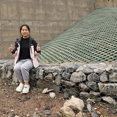 Steen gevulde overstroming Gabion Box Barrier anti roest met 2 * 1 * 1m