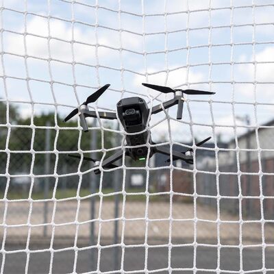 Wit anti-dronenet – 3 mm knooploos polyester gaas (5x5 cm) voor drone-verdediging en veiligheidsbescherming